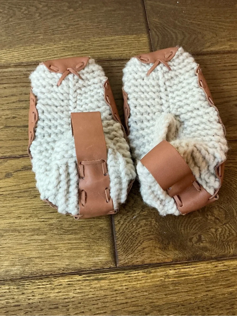 Kids Cozy Knit Slipper - Cream and Tan